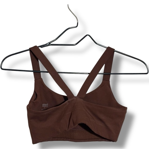 Girlfriend Collective Cocoa Racerback Supportive Thick Straps Sports Bra - Picture 5 of 8